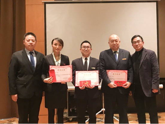 ����AG����|AG���˹�����