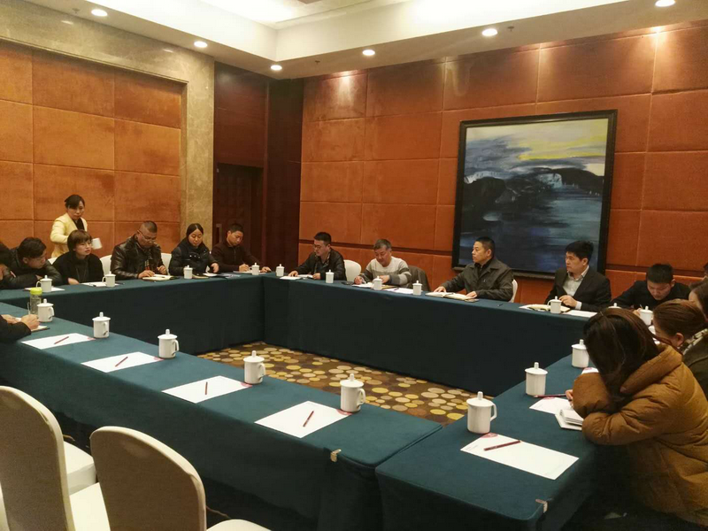 ����AG����|AG���˹�����