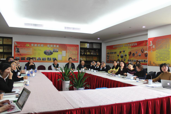 ����AG����|AG���˹�����