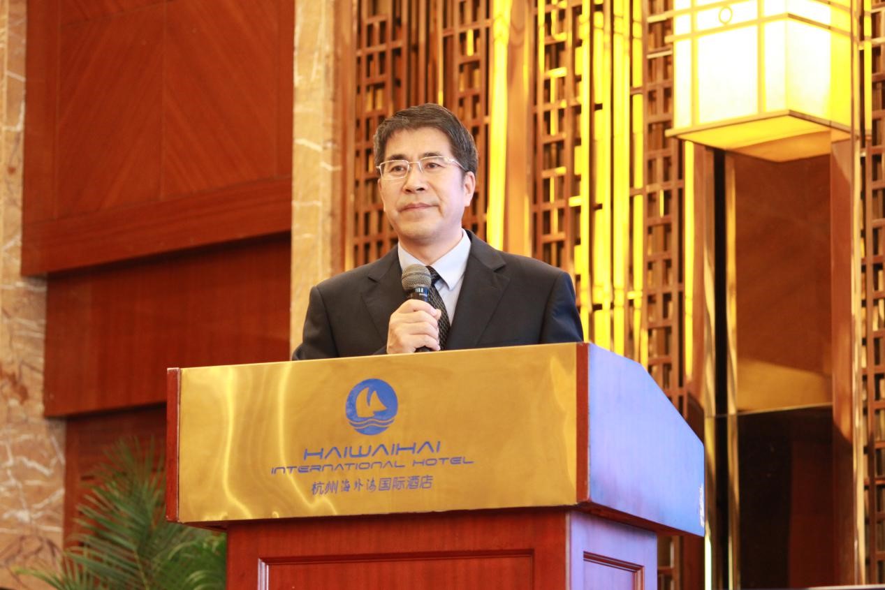 ����AG����|AG���˹�����