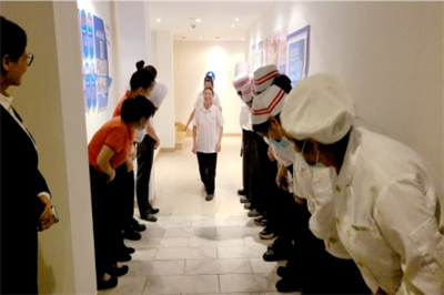 ����AG����|AG���˹�����