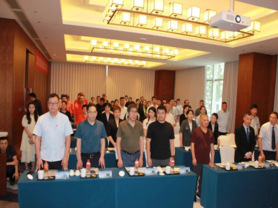 ����AG����|AG���˹�����