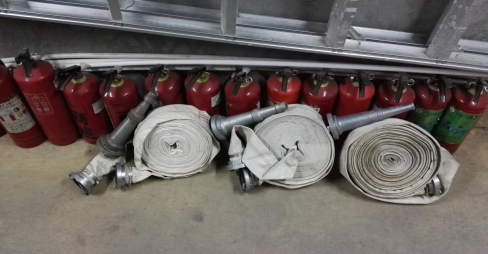 ����AG����|AG���˹�����