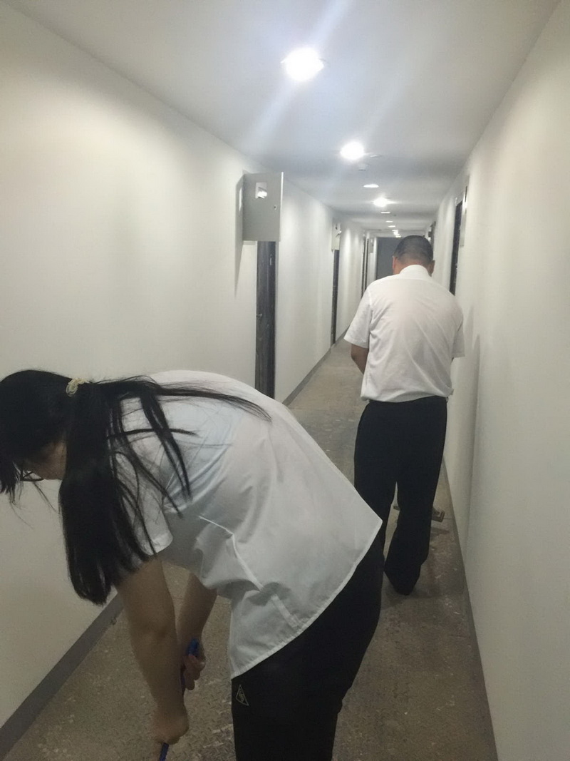 ����AG����|AG���˹�����