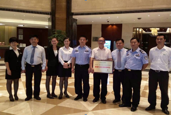 ����AG����|AG���˹�����