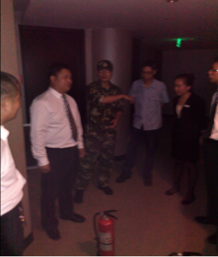 ����AG����|AG���˹�����