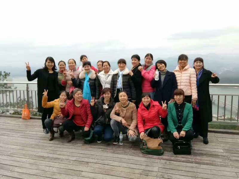 ����AG����|AG���˹�����