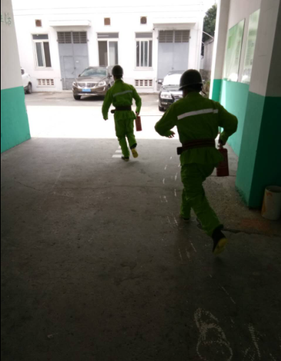 ����AG����|AG���˹�����