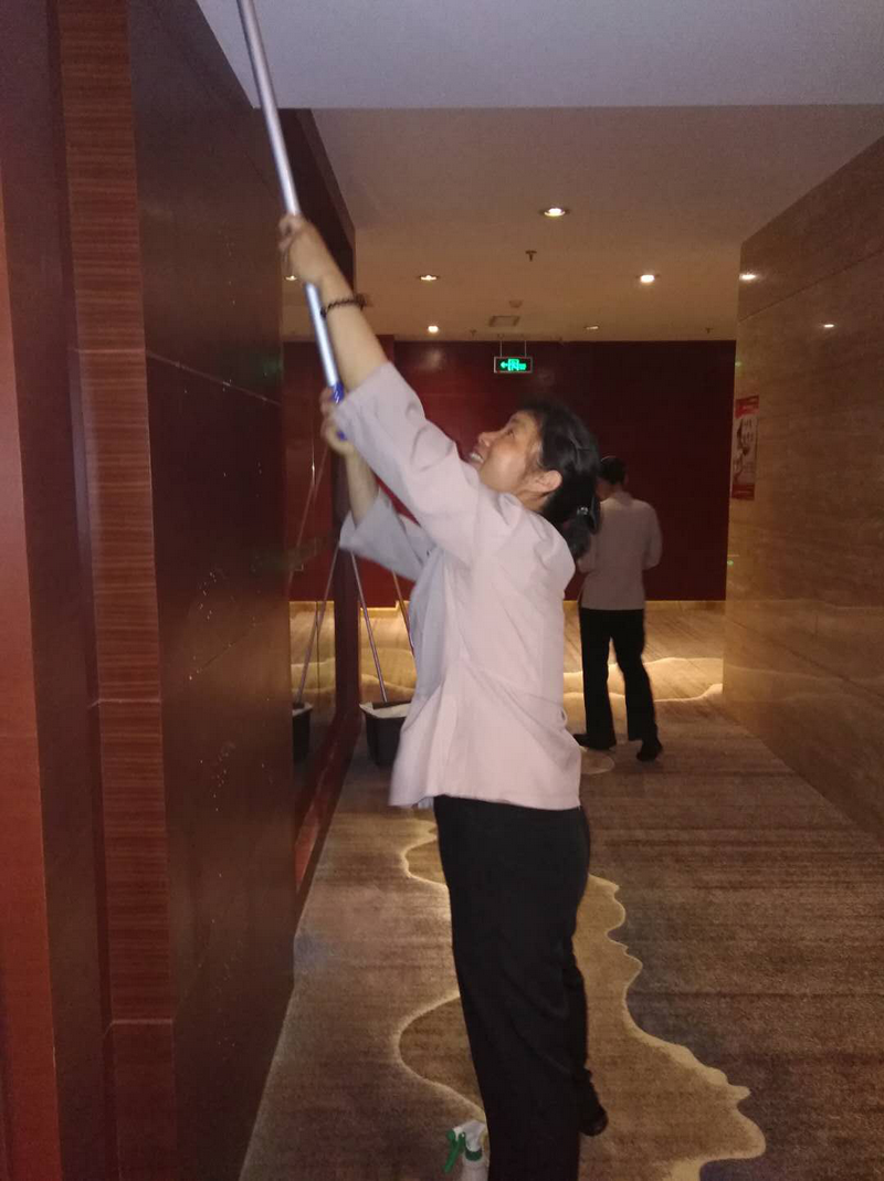 ����AG����|AG���˹�����