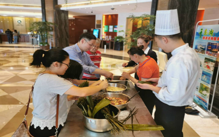 ����AG����|AG���˹�����