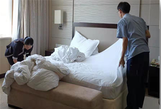 ����AG����|AG���˹�����