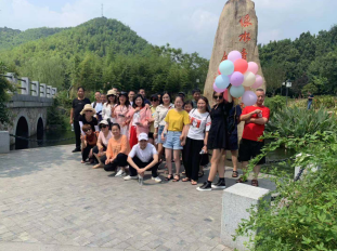 ����AG����|AG���˹�����