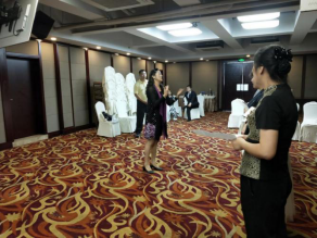 ����AG����|AG���˹�����