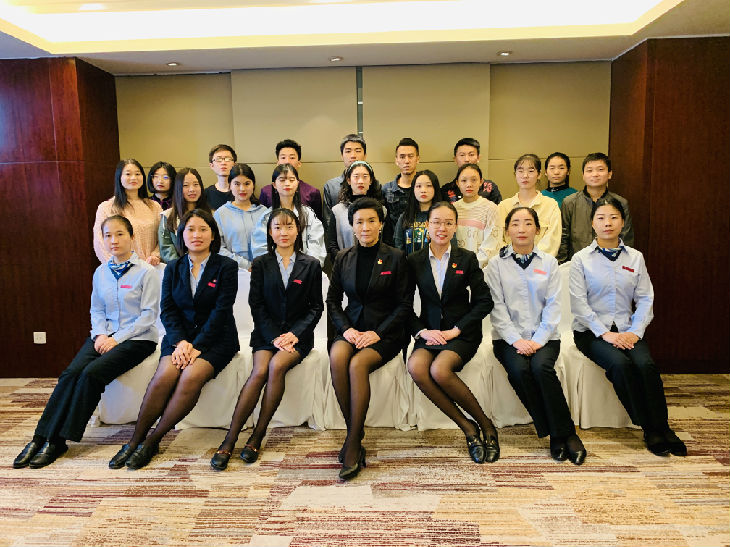 ����AG����|AG���˹�����