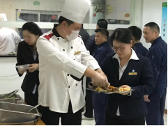 ����AG����|AG���˹�����