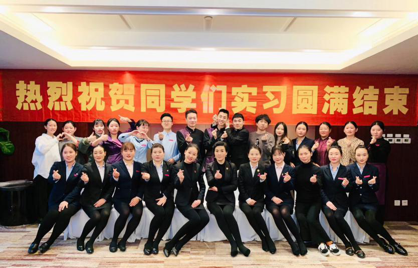 ����AG����|AG���˹�����