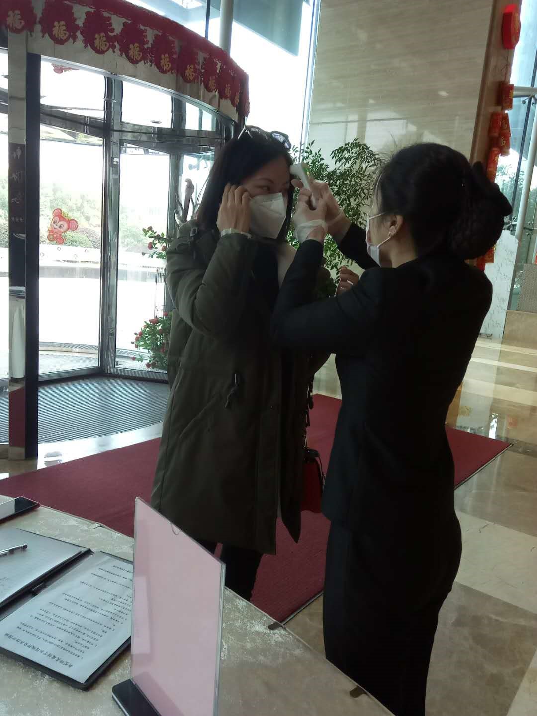 ����AG����|AG���˹�����