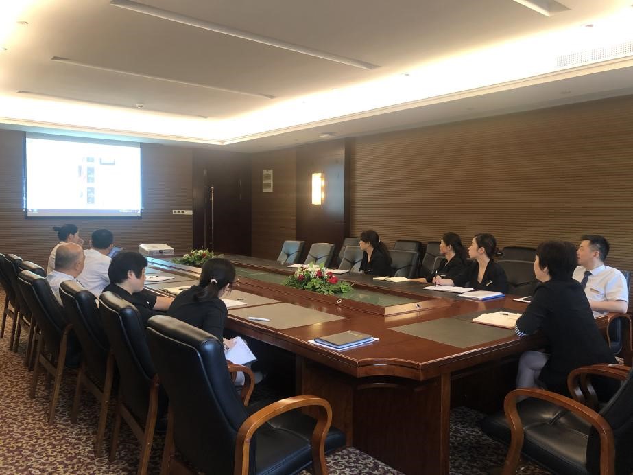 ����AG����|AG���˹�����