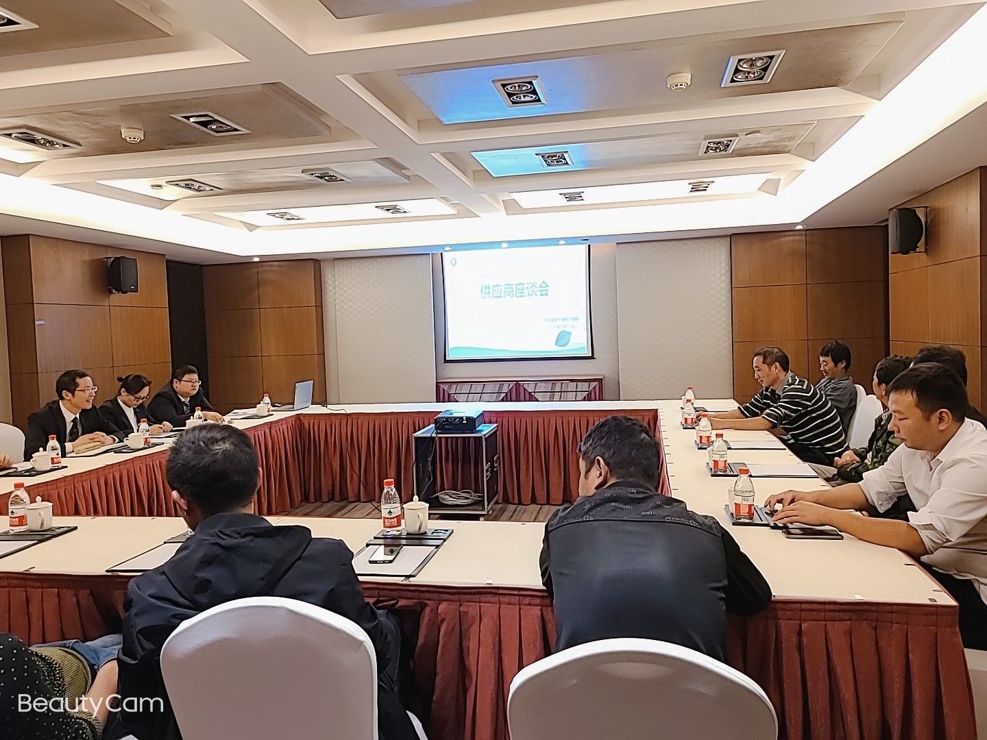 ����AG����|AG���˹�����