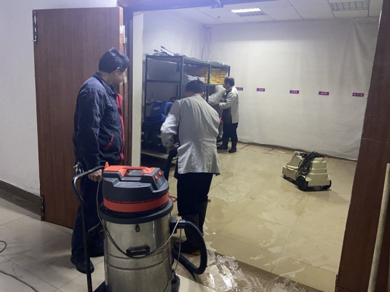 ����AG����|AG���˹�����