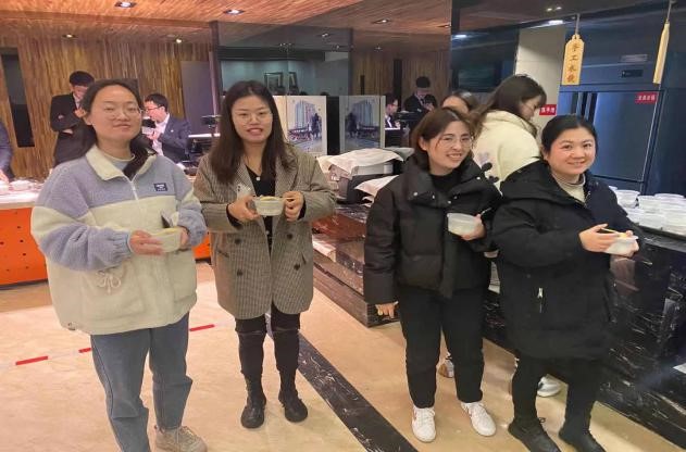 ����AG����|AG���˹�����