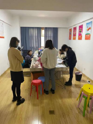 ����AG����|AG���˹�����