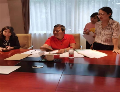 ����AG����|AG���˹�����