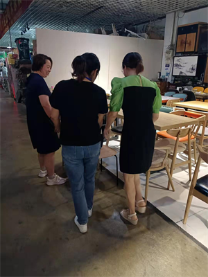 ����AG����|AG���˹�����