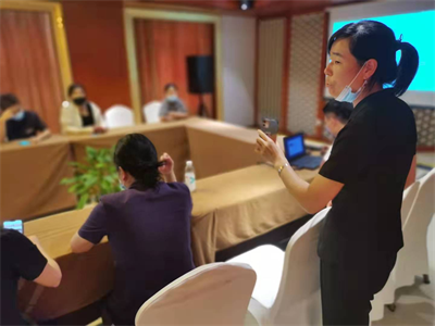 ����AG����|AG���˹�����