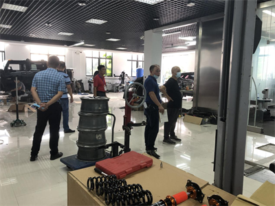 ����AG����|AG���˹�����