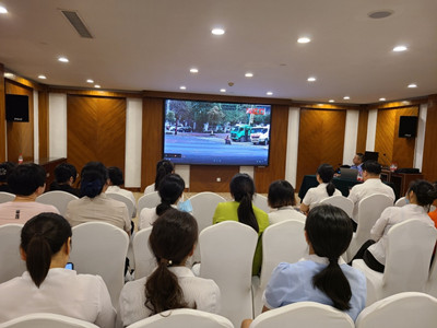 ����AG����|AG���˹�����