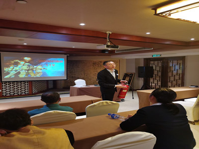 ����AG����|AG���˹�����