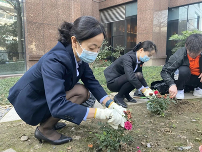 ����AG����|AG���˹�����