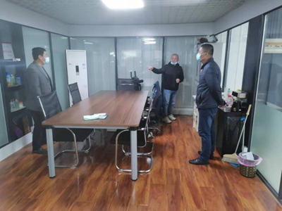 ����AG����|AG���˹�����