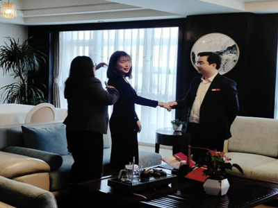 ����AG����|AG���˹�����