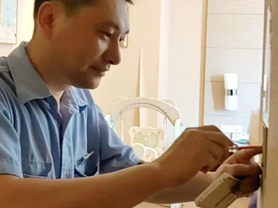 ����AG����|AG���˹�����